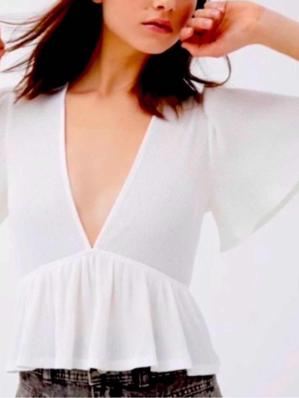 URBAN OUTFITTERS WHITE BLOUSE SIZE SMALL
